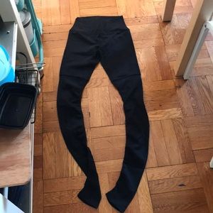 Alo yoga leggings